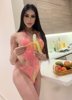 DIAMOND BIG DICK check my profile - Transsexual escort in Riyadh Photo 13 of 13
