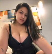 Diamond - puta in Riyadh Photo 2 of 5