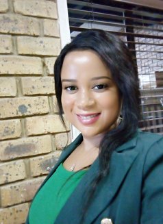 Diamond Khanyi - Masajista in Pretoria Photo 1 of 2