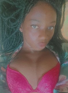 Diamond Siren - puta in Cotonou Photo 3 of 7