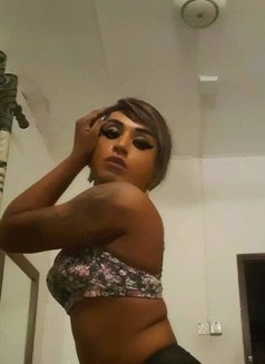 Diamond Sunny Veronica (threesome ) - Transsexual escort in Colombo Photo 27 of 27