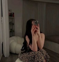 Diamond - escort in Muscat