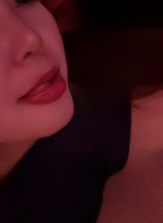 Dian - escort in Dubai Photo 3 of 8