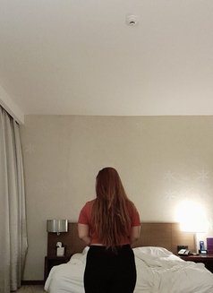 Dian - escort in Dubai Photo 5 of 8