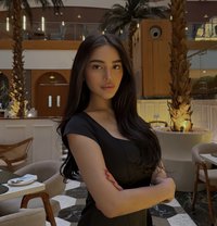 Diana , 23 , 5’4 - puta in Mumbai