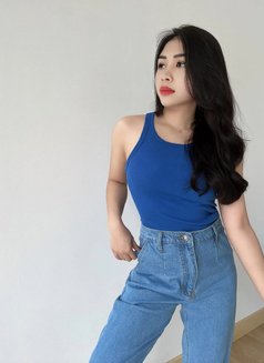 Diana Abidah - puta in Jakarta Photo 7 of 10