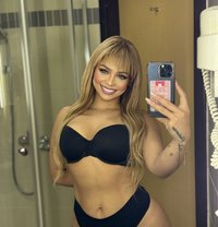 Diana - escort in Al Manama Photo 1 of 10