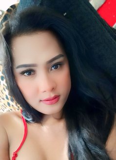 Diana🧊 big dick 19 cm - Transsexual adult performer in Bali Photo 15 of 16