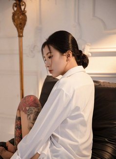 Diana - escort in Bangkok Photo 5 of 7