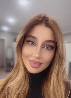 Diana Elite - escort in Dubai Photo 17 of 22