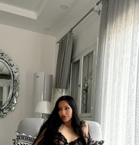 Diana - escort in Beirut Photo 1 of 6