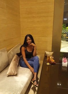 Diana - escort in Pune Photo 1 of 2