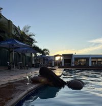 Rose - escort in Abidjan