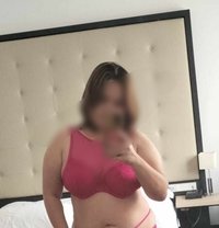 Diana fetish/kinky/Gf experience - escort in Dubai