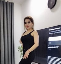 karina - puta in Muscat