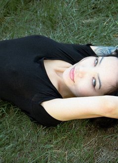 Diana - escort in Al Manama Photo 6 of 16