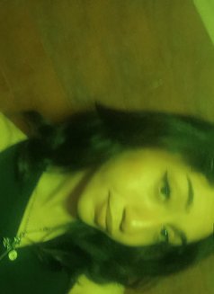 Diana - Transsexual escort in Beirut Photo 9 of 11