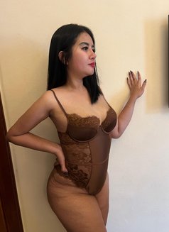 Diana Lee - escort in Hong Kong Photo 3 of 9