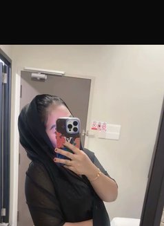 Diana Lee - escort in Johor Bahru Photo 5 of 6