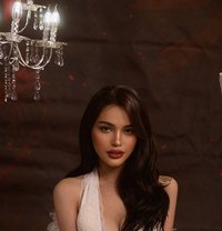 Diana - escort in Bangkok Photo 3 of 12