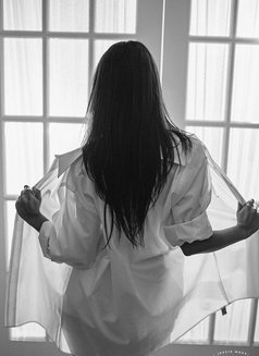 Diana - escort in Dubai Photo 1 of 1