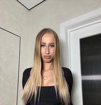 Diana - escort in Al Manama