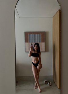 Diana - escort in Dubai Photo 9 of 27