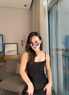 Diana - escort in Dubai Photo 25 of 27