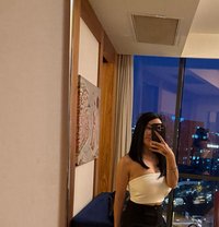 Diana - puta in İstanbul