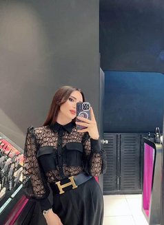 Diana Russian shemale 🇷🇺 - Transsexual escort in İstanbul Photo 5 of 9
