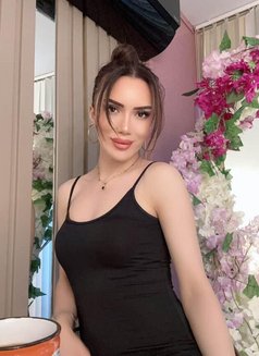 Diana Russian shemale 🇷🇺 - Transsexual escort in İstanbul Photo 6 of 9