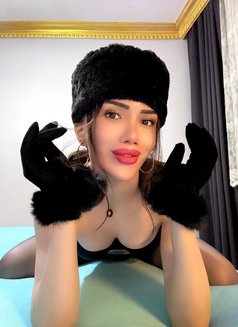 Diana 🇷🇺 - Transsexual escort in İstanbul Photo 13 of 15