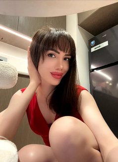 Diana Shemale Both π·πΊ - Transsexual escort in Dubai Photo 1 of 14