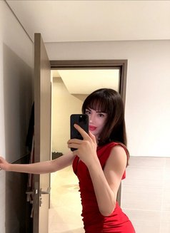 Diana Shemale Both π·πΊ - Transsexual escort in Dubai Photo 2 of 14