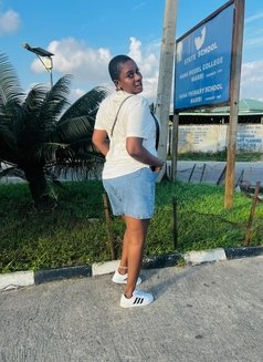 Diana Smith - escort in Lagos, Nigeria Photo 2 of 10