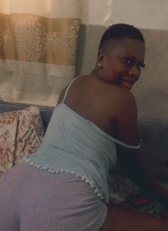 Diana Smith - puta in Lagos, Nigeria Photo 10 of 10