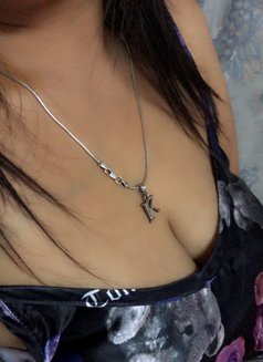 Diana - escort in Kathmandu Photo 2 of 4