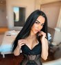 Diana 🖤 - puta in Beirut Photo 1 of 13