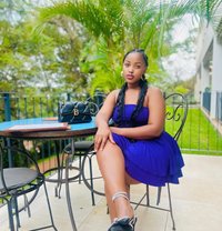 Diana - puta in Yiwu