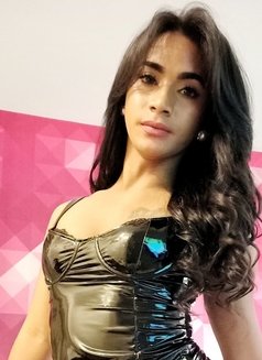 Diandravedorra - Transsexual escort in Bali Photo 4 of 12