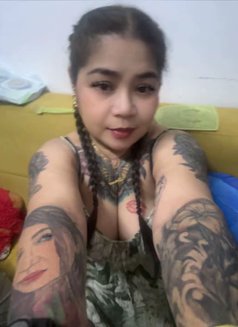 Diane 54 - puta in Dubai Photo 1 of 10