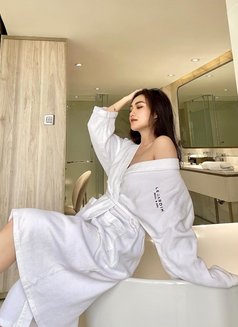 Diane Korea Here - escort in Al Manama Photo 9 of 15
