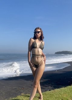 Diane - escort in Bangkok Photo 11 of 12