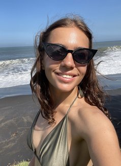 Diane - escort in Bangkok Photo 12 of 12