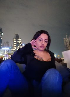 Dianna Armenian - puta in Dubai Photo 3 of 7