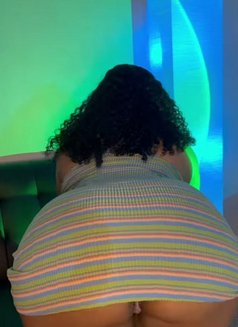 Dianna - escort in Al Sohar Photo 3 of 3