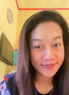 Dianna - escort in Bali Photo 2 of 7