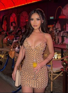 Dianne - escort in Taipei Photo 4 of 5