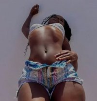 Diannen - escort in Bangkok