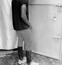 Dias - Acompañantes masculino in Kampala